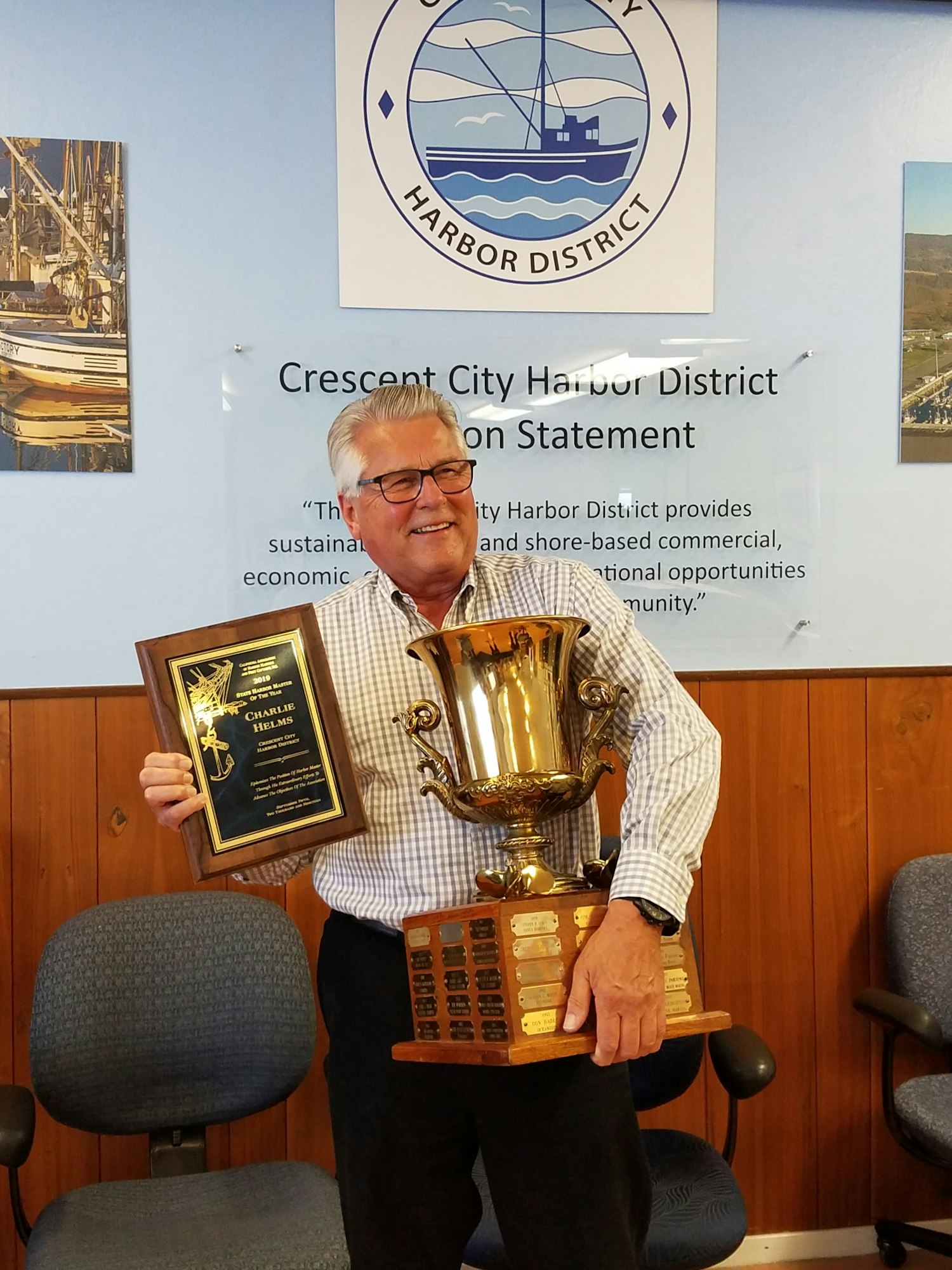 May contain: human and person