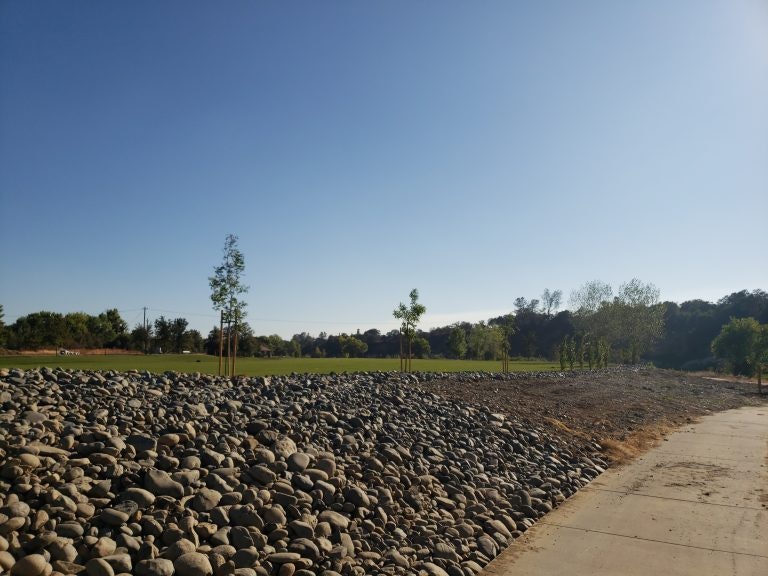 May contain: path and walkway