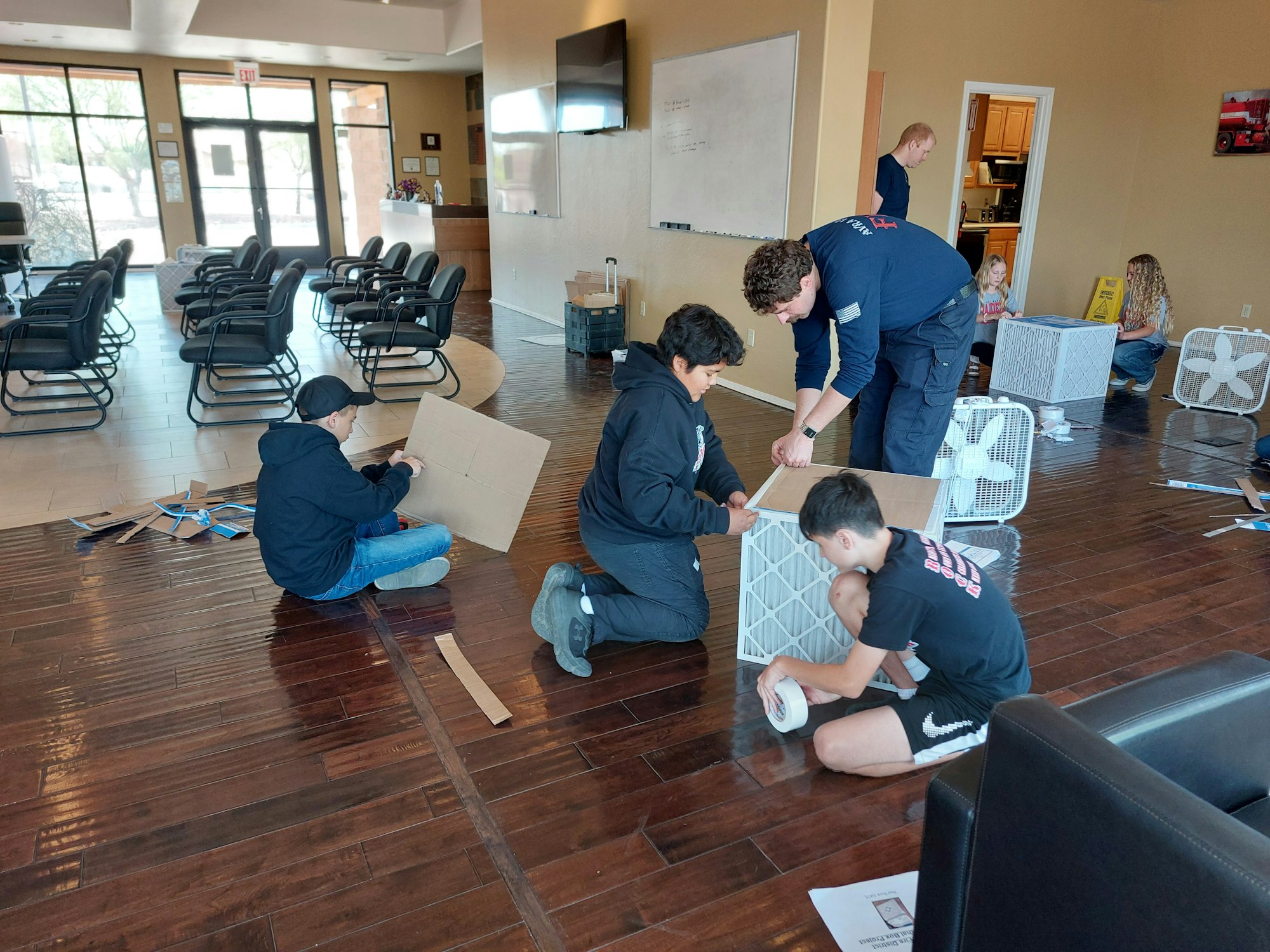 RR GATE students build Corsi-Rosenthal box March 2025