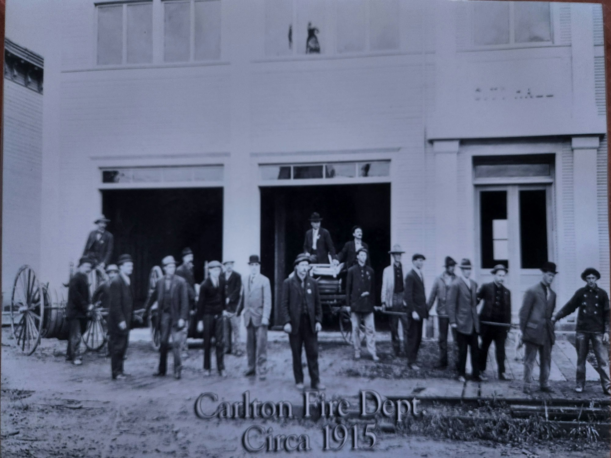Old picture of firemen