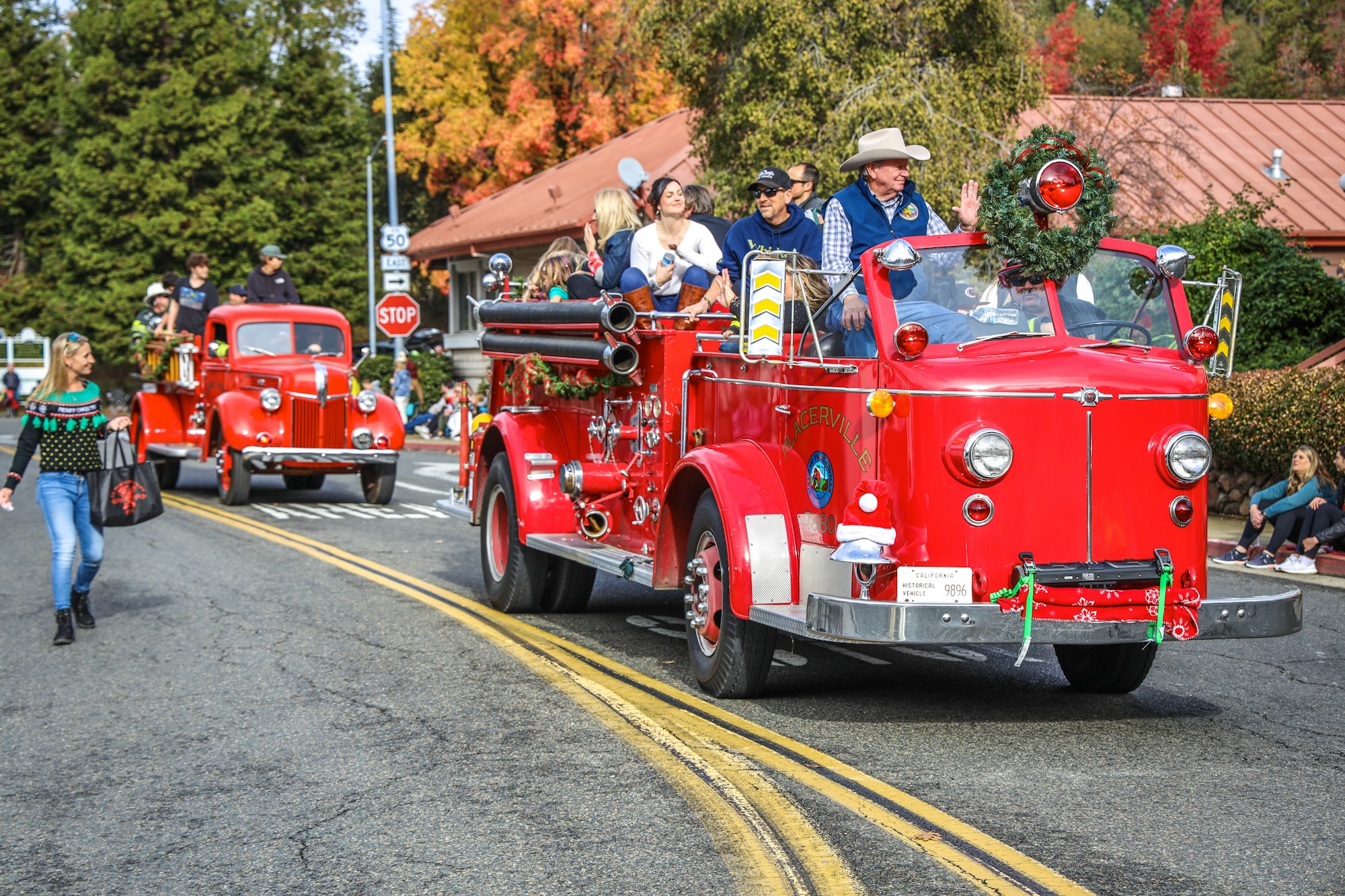 Firefighters Attend The Hangtown Christmas Parade El Dorado County Firefighters Attend The Hangtown Christmas Parade El Dorado County