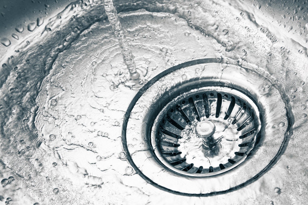 May contain: drain
